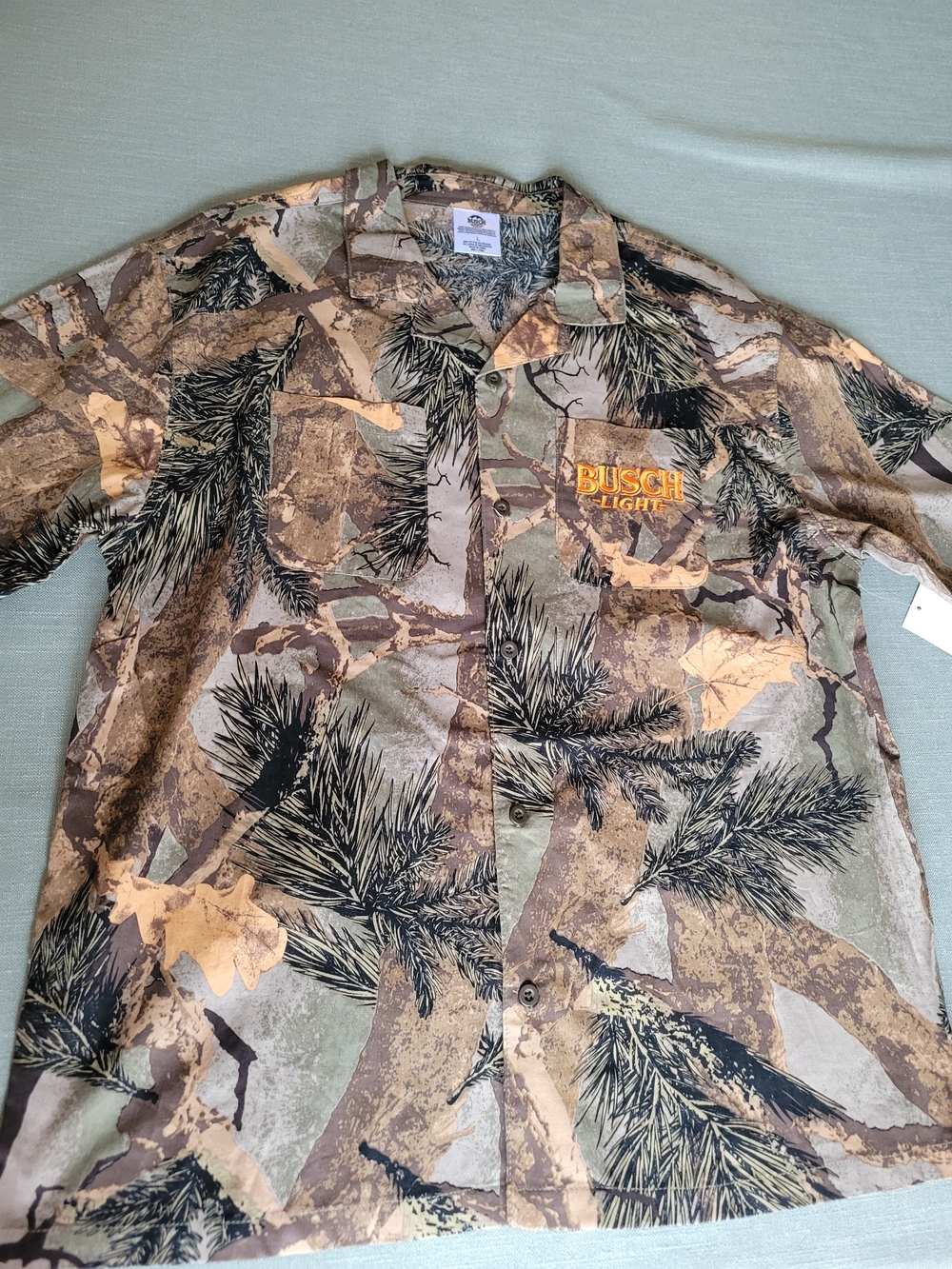 Busch Light Men's Short-Sleeve Camouflage Button-Down Shirt